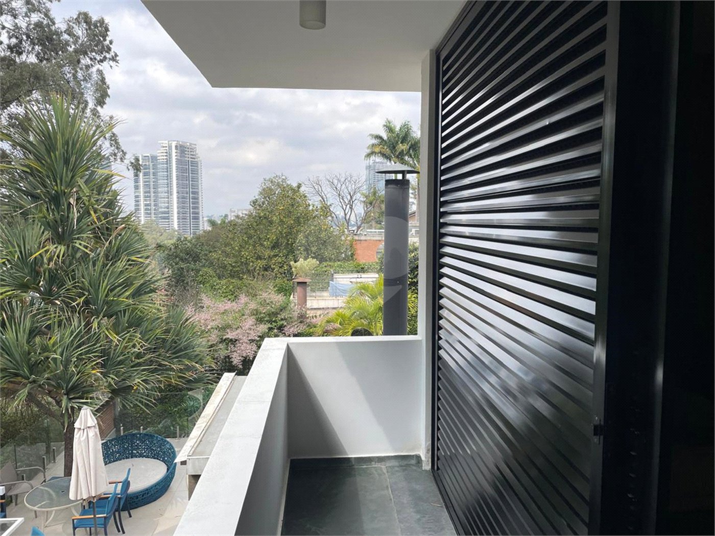 Casa de Vila à venda com 4 suítes em Morumbi, São Paulo, SP