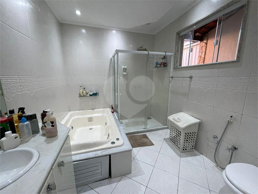 Casa à venda com 4 quartos, sendo 1 suíte, em Campo Grande, Rio de Janeiro, RJ
