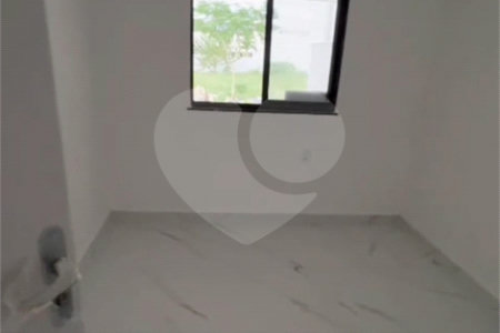 Casa à venda com 3 quartos, sendo 1 suíte, no condomínio Grand Park, Rio de Janeiro - RJ