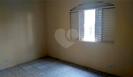 Sobrado à venda com 2 quartos em Santana, São Paulo, SP