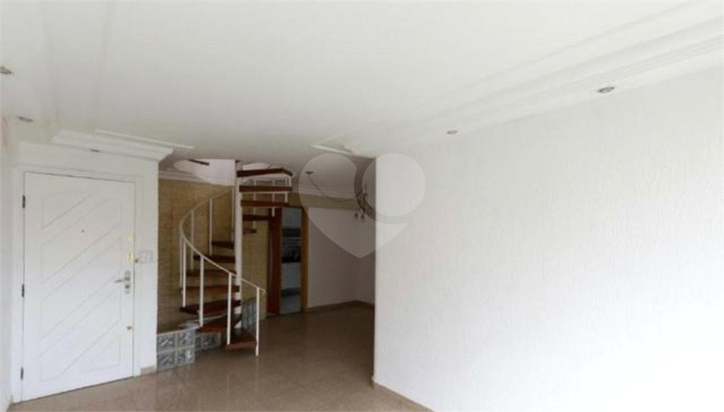 Cobertura à venda com 3 quartos, sendo 1 suíte, em Jardim Londrina, São Paulo, SP