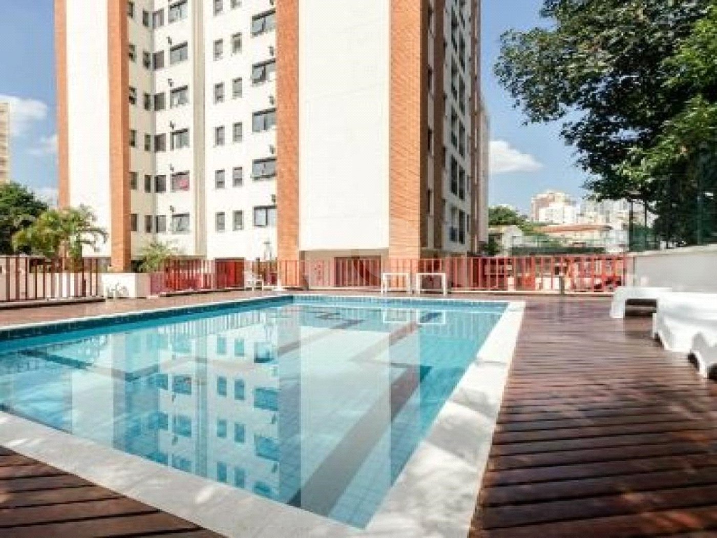 Apartamento à venda com 3 quartos, sendo 1 suíte,  em Jardim Monte Kemel, São Paulo, SP
