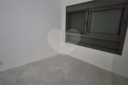 Apartamento à venda com 3 suítes em Moema, São Paulo, SP