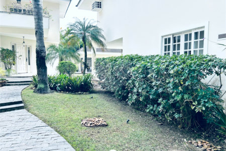Casa à venda com 8 quartos, sendo 7 suítes, em Barra da Tijuca, Rio de Janeiro, RJ