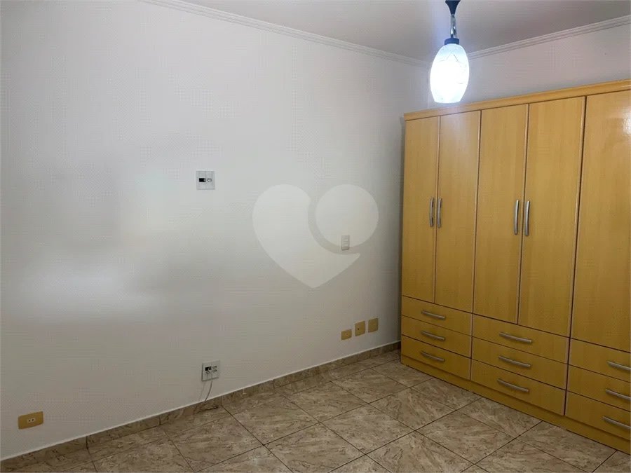 Sobrado à venda ou para alugar com 3 suítes em Vila Sônia, São Paulo, SP
