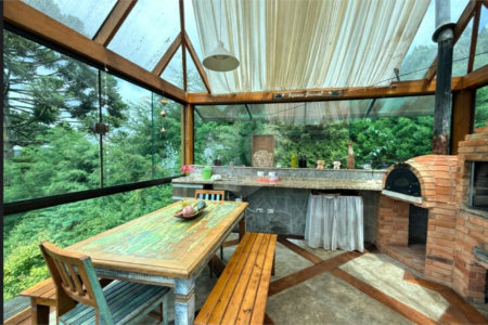 Casa à venda com 4 suítes em Vila Natal, Campos do Jordão, SP
