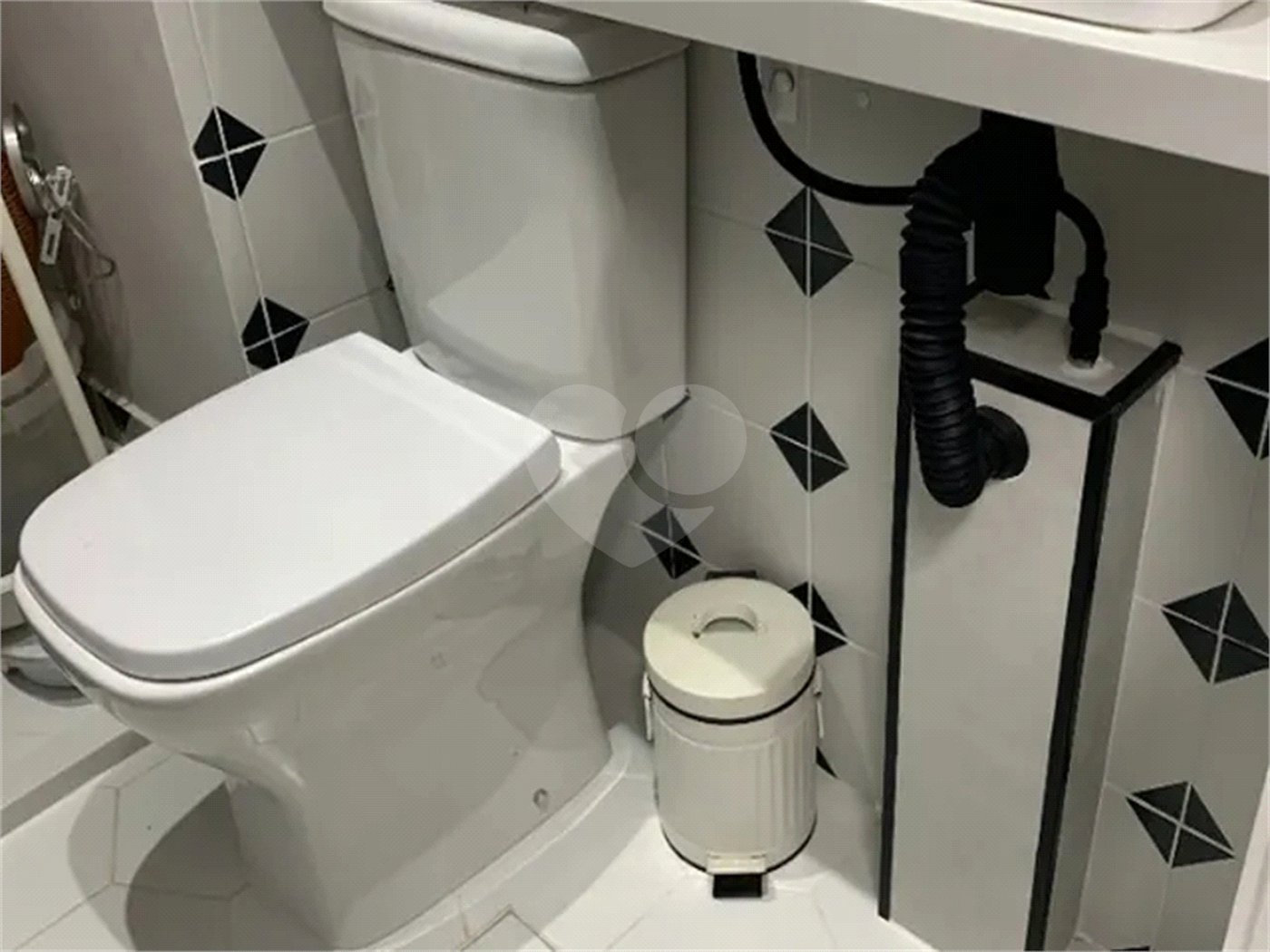 Apartamento à venda com 3 quartos, sendo 1 suíte, em Cidade São Francisco, São Paulo, SP