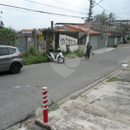 Terreno à venda em Jardim Camargo Novo, São Paulo, SP