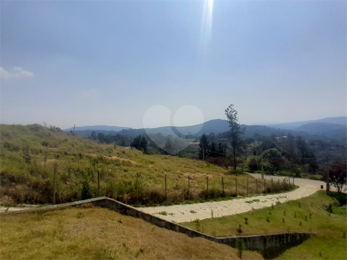 Terreno à venda no condomínio Aútria da Cantareira, Mairiporã - SP
