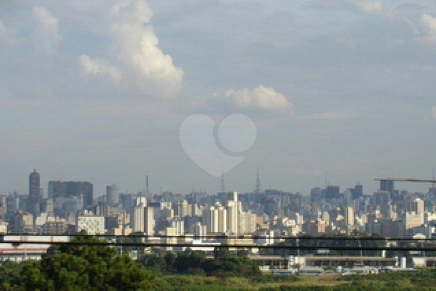 Casa à venda ou para alugar com 5 suítes em Jardim São Bento, São Paulo, SP