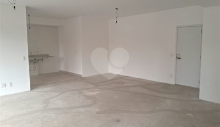 Apartamento à venda com 2 suítes em Alto da Lapa, São Paulo, SP