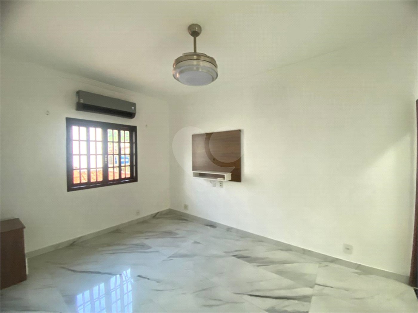 Casa à venda com 4 quartos, sendo 1 suíte, em Inhoaíba, Rio de Janeiro, RJ
