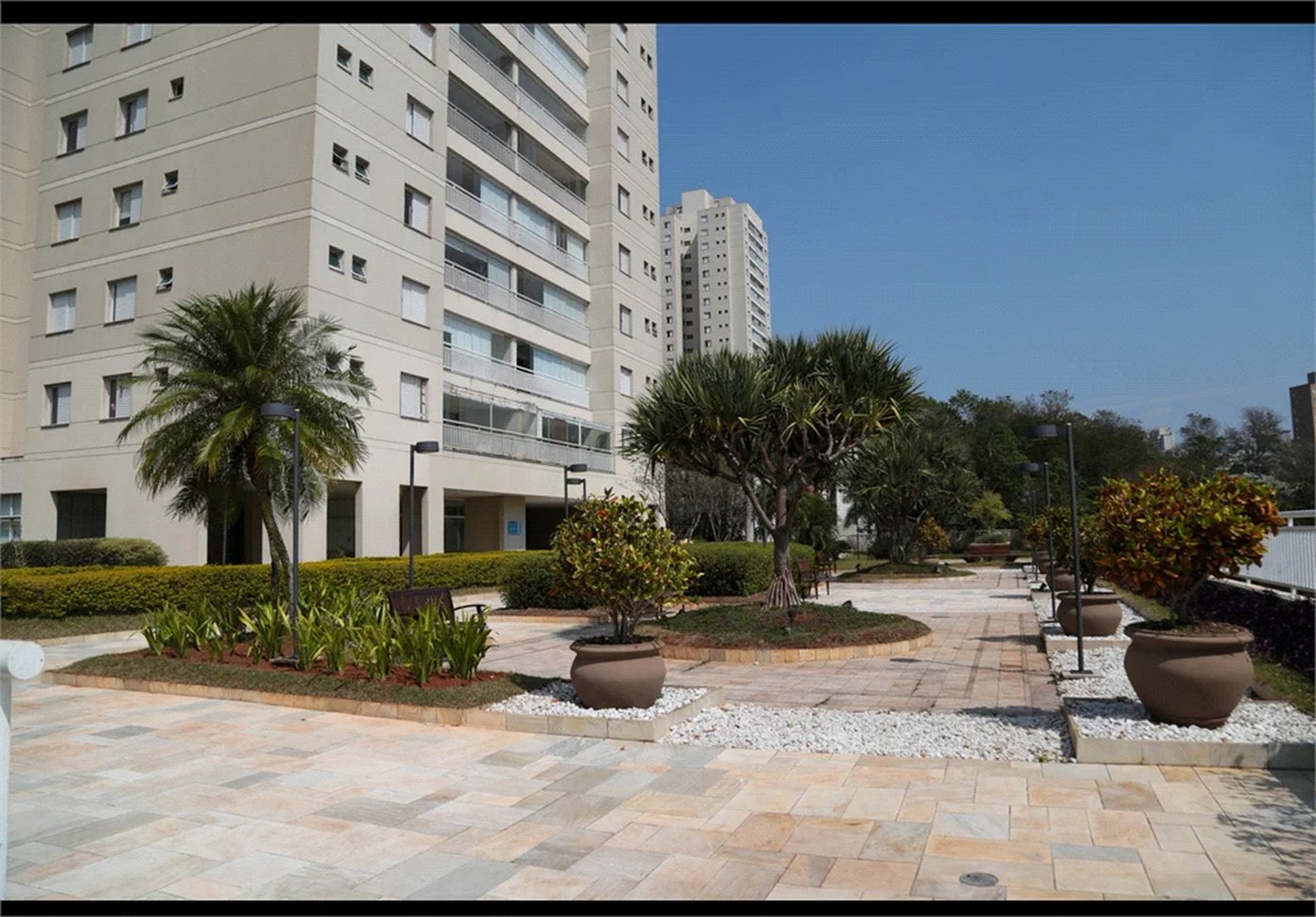 Apartamento à venda com 4 quartos, sendo 2 suítes, em Lar São Paulo, São Paulo, SP