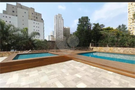 Apartamento à venda com 3 quartos, sendo 1 suíte, em Perdizes, São Paulo, SP