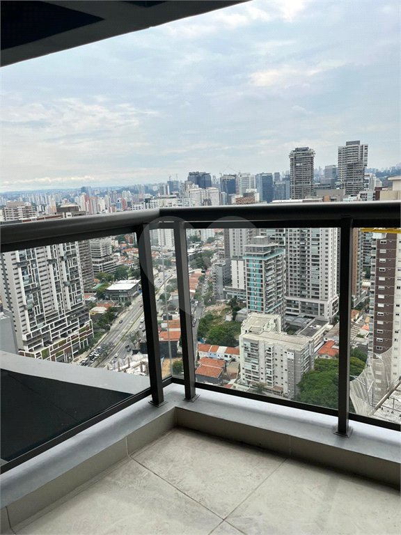 Apartamento à venda com 1 quarto em Santo Amaro, São Paulo, SP