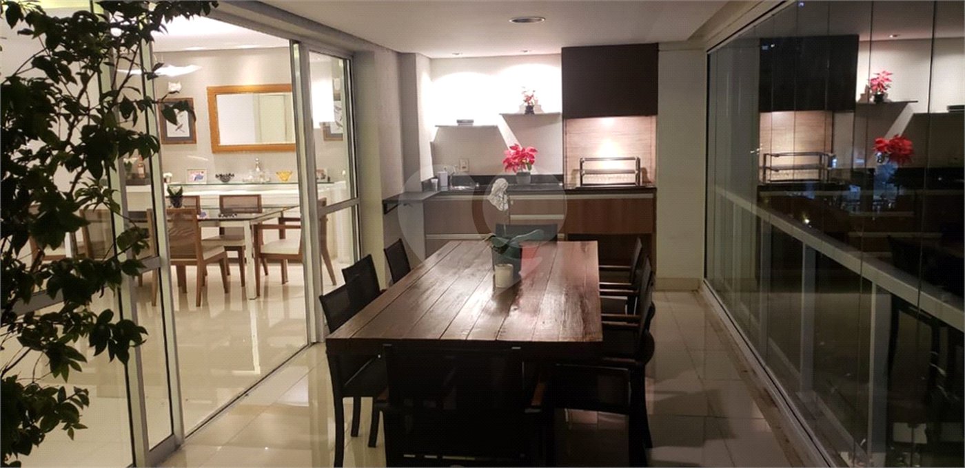 Apartamento à venda com 3 suítes em Rio Pequeno, São Paulo, SP