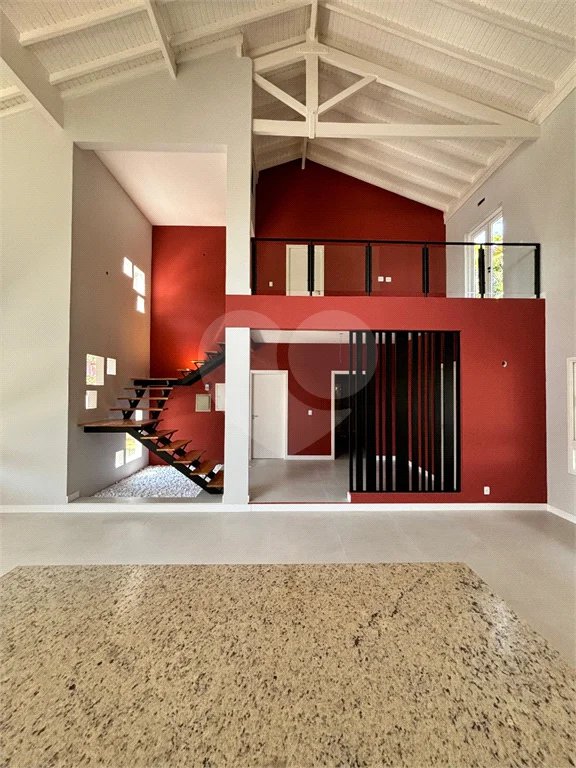 Casa a Venda no Condomínio Morada do Sol em Vinhedo/SP