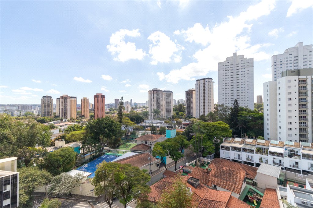 Apartamento à venda com 4 suítes em Vila Sofia, São Paulo, SP