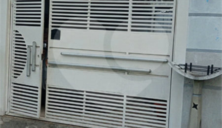 Sobrado à venda com 2 quartos em Parque Viviane, Itaquaquecetuba, SP