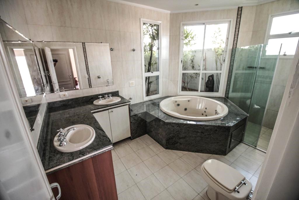 Casa à venda com 4 quartos, sendo 1 suíte,  no condomínio Ibiti do Paço, Sorocaba - SP