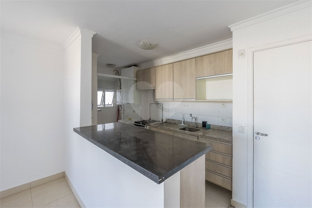 Apartamento à venda com 3 quartos, sendo 1 suíte, em Jardim Parque Morumbi, São Paulo, SP