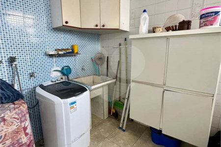 Sobrado à venda com 4 quartos, sendo 1 suíte,  em Vila Cleonice, São Paulo, SP