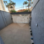 Sobrado à venda com 3 quartos, sendo 1 suíte, em Parque Vitória, São Paulo, SP