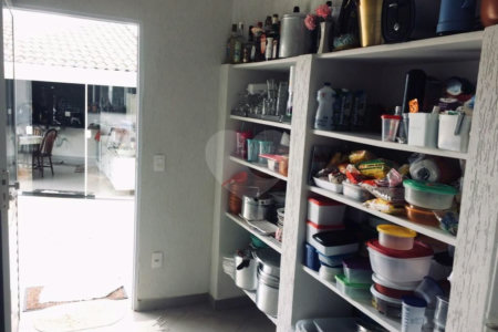 Sobrado à venda com 4 suítes em Vila Oliveira, Mogi das Cruzes, SP