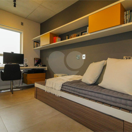 Apartamento à venda com 2 quartos, sendo 1 suíte, em Vila Olímpia, São Paulo, SP