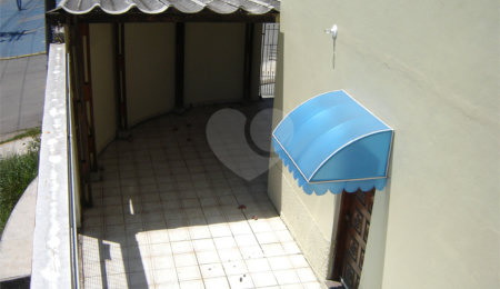 Sobrado à venda com 3 quartos, sendo 1 suíte, em Braz Cubas, Mogi das Cruzes, SP