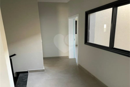 Casa à venda com 3 quartos, sendo 1 suíte, no condomínio Vila Paraty, Indaiatuba - SP