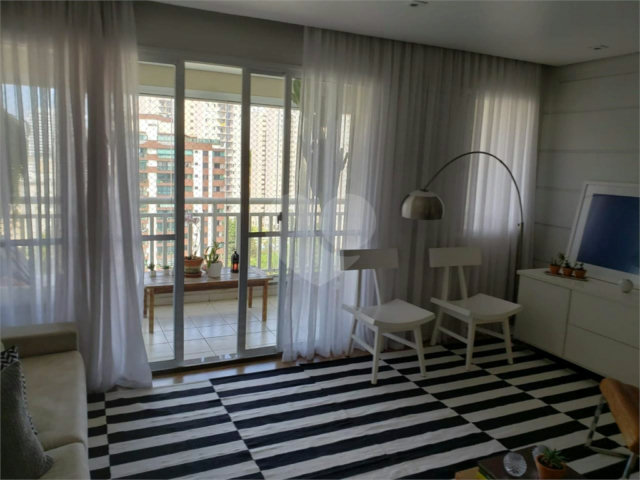 Apartamento à venda com 3 suítes em Morumbi, São Paulo, SP