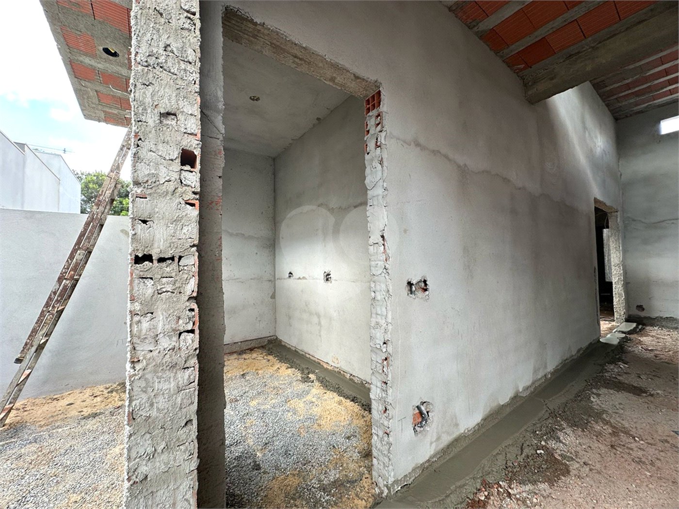 Casa à venda com 3 quartos, sendo 1 suíte, no condomínio Lago dos Ipês, Itapetininga - SP