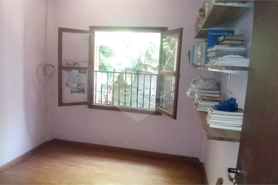 Casa à venda com 5 quartos, sendo 1 suíte, em Roseira, Mairiporã, SP