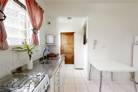 Apartemento com dois dormitórios na Bela Vista.