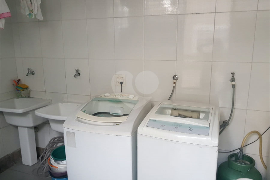 Casa à venda com 3 suítes em Campo Belo, São Paulo, SP