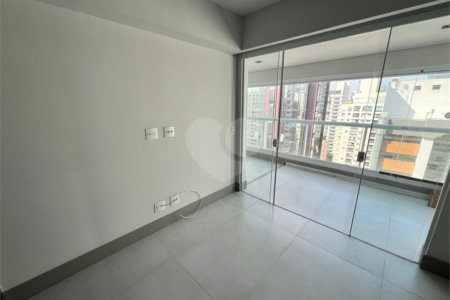 Apartamento à venda com 2 suítes em Indianópolis, São Paulo, SP