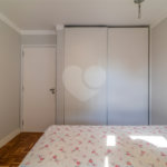 Apartamento à venda com 3 quartos, sendo 1 suíte, em Moema, São Paulo, SP