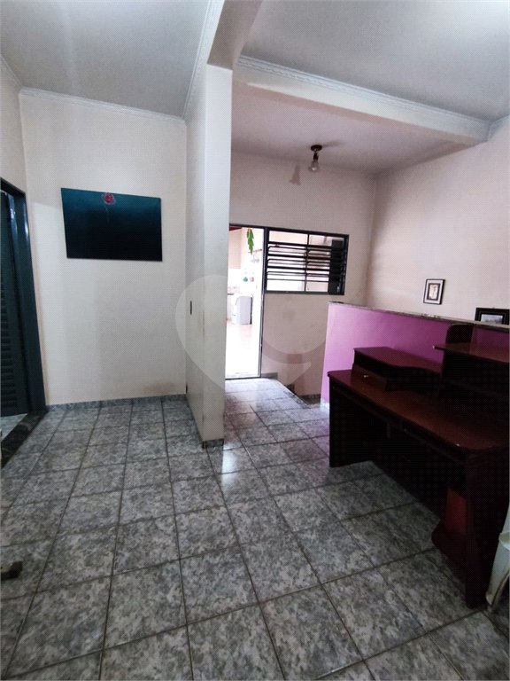 Sobrado à venda com 3 quartos, sendo 1 suíte, em Campos Elíseos, Ribeirão Preto, SP