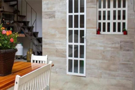 Casa à venda com 5 quartos, sendo 1 suíte, em Grajaú, Rio de Janeiro, RJ