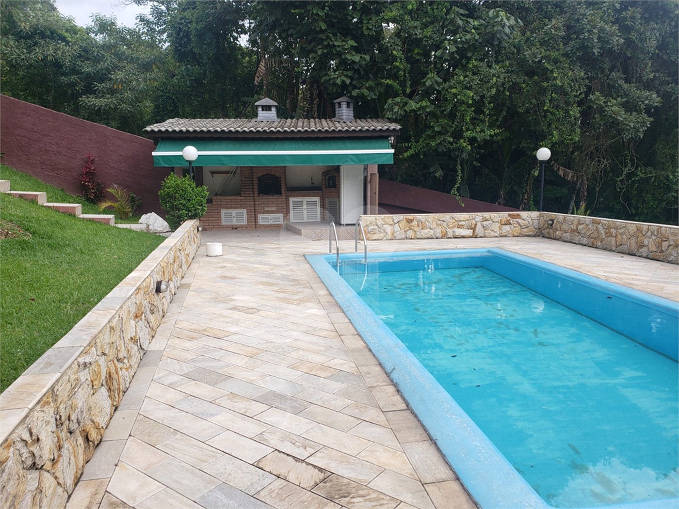Casa à venda com 3 suítes no condomínio Alpes da Cantareira, Mairiporã - SP