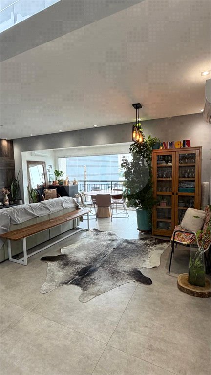 Apartamento à venda com 2 quartos, sendo 1 suíte, no Centro, São Bernardo do Campo, SP