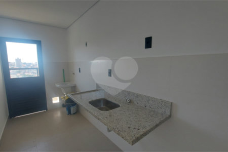 Apartamento à venda com 3 quartos, sendo 1 suíte, em Jardim Refúgio, Sorocaba, SP