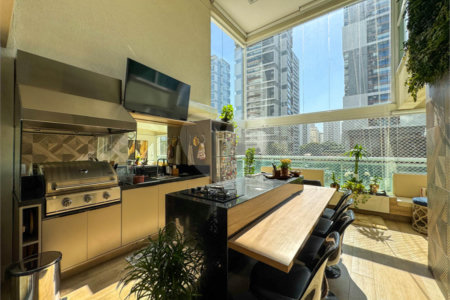 Apartamento à venda com 3 suítes em Brooklin, São Paulo, SP