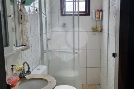 Sobrado à venda com 2 quartos em Jardim do Papai, Guarulhos, SP