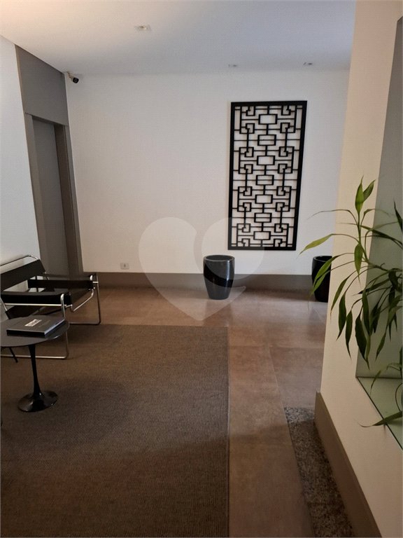 Apartamento à venda com 4 quartos, sendo 2 suítes,  em Brooklin Paulista, São Paulo, SP