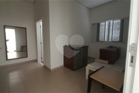 Sobrado à venda com 6 quartos, sendo 5 suítes, no Centro, São Bernardo do Campo, SP
