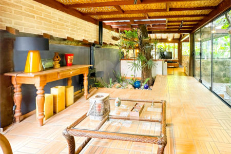Casa à venda com 3 suítes no condomínio São Joaquim, Vinhedo - SP