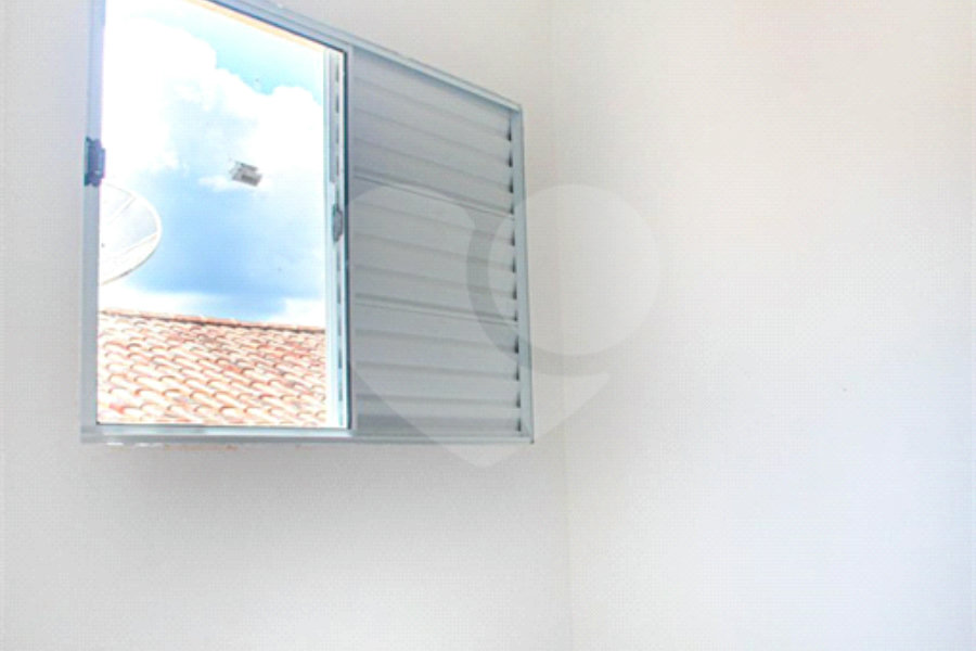 Sobrado à venda com 3 quartos, sendo 1 suíte,  em Serra da Cantareira, Mairiporã, SP