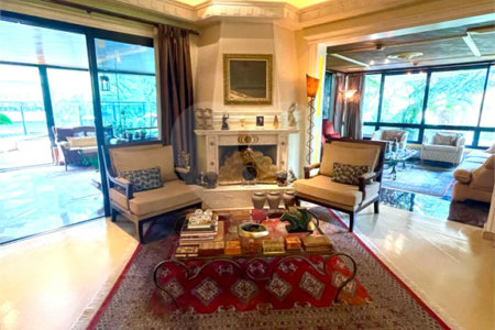 Apartamento à venda ou para alugar com 4 quartos, sendo 3 suítes, em Jardim Vitória Régia, São Paulo, SP